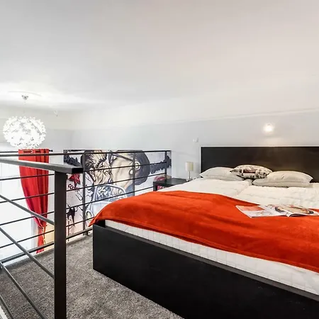 Bpr Stupendous Design * Budapest