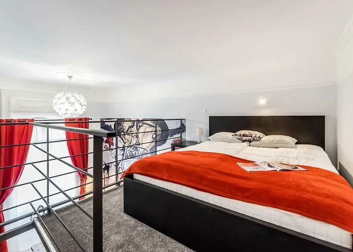 Bpr Stupendous Design * Budapesta